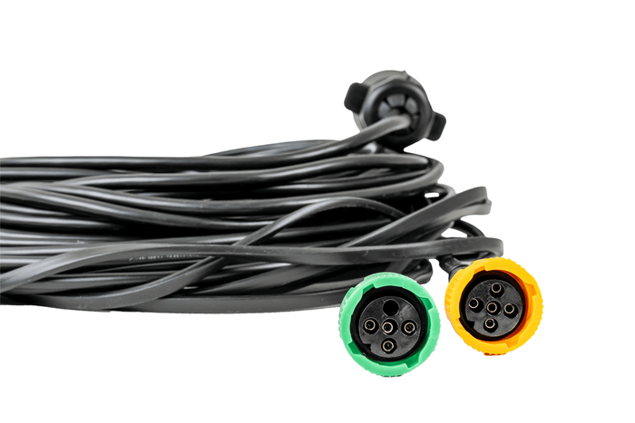 Ljusset: DOBPLAST bakljus + DOBPLAST LED sidoljus + MANTES 7m 7-PIN sele
